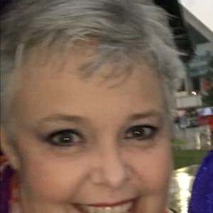 Meet your Posher, Deborah